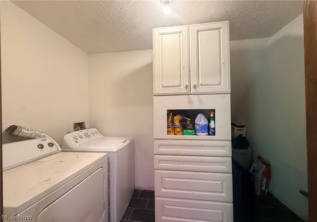 Photo 3 of Sale Pending at 195 Market St, Cortland, OH 44410 | MLS# 5239824 | Listing updated on 2026-09-28