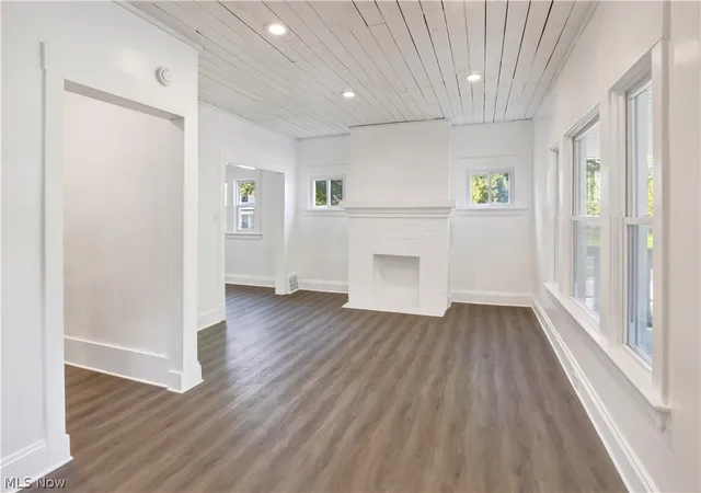 Photo 3 of Multi family home for sale at 1390 E 109th St, Cleveland, OH 44106 | MLS# 5239251 | Listing updated on 2026-09-11