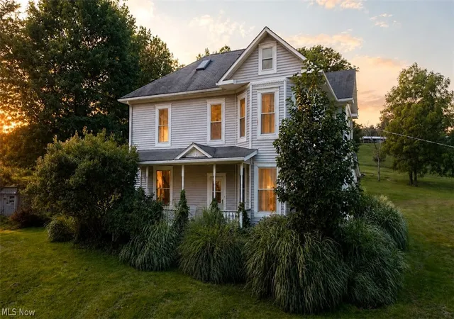 Photo 2 of Single family home for sale at 100 Stratton Ln, Flushing, OH 43977 | MLS# 5240018 | Listing updated on 2026-10-07