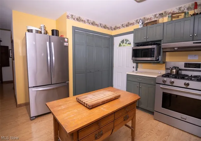 Photo 3 of Single family home for sale at 100 Stratton Ln, Flushing, OH 43977 | MLS# 5240018 | Listing updated on 2026-10-07