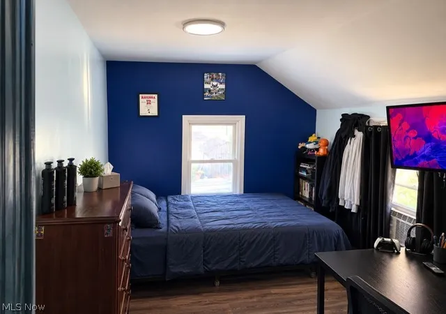 Photo 4 of Sale Pending at 302 Ravenna Ave, Ravenna, OH 44266 | MLS# 5239747 | Listing updated on 2026-09-05
