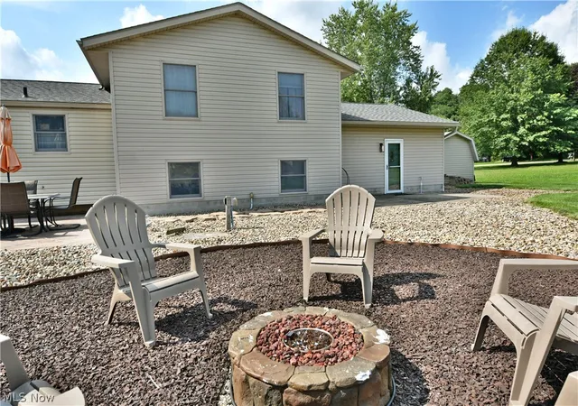 Photo 4 of Single family home for sale at 6619 Palmyra Rd Sw, Warren, OH 44481 | MLS# 5239195 | Listing updated on 2026-09-13