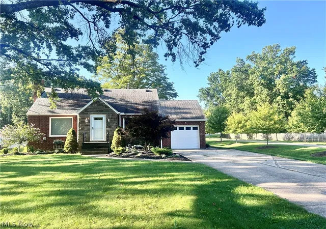 Photo 1 of Single family home for sale at 5528 Highland Rd, Highland Heights, OH 44143 | MLS# 5239946 | Listing updated on 2026-09-14