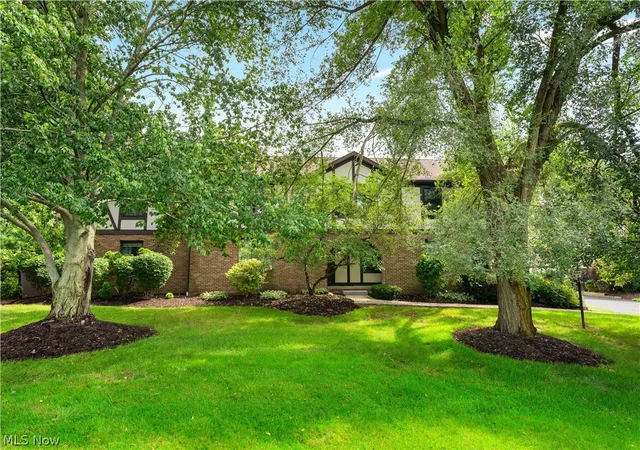 Photo 1 of Sale Pending at 6674 Hills And Dales Rd Nw, Canton, OH 44708 | MLS# 5239198 | Listing updated on 2026-10-05