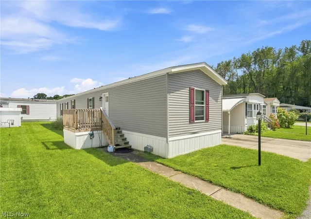 Photo 3 of Single family home for sale at 36 Wilpark, Akron, OH 44312 | MLS# 5240073 | Listing updated on 2026-09-18