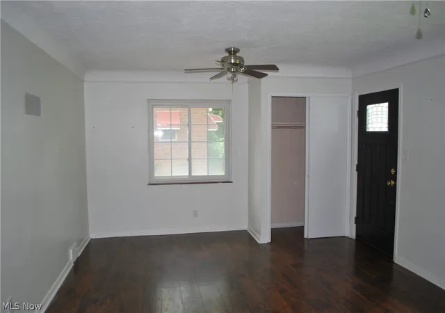 Photo 3 of Sale Pending at 3463 Clague Rd, North Olmsted, OH 44070 | MLS# 5239493 | Listing updated on 2026-09-17