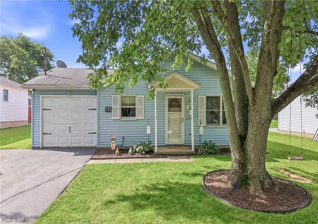Photo 1 of Single family home for sale at 1883 Cleveland St, Salem, OH 44460 | MLS# 5239979 | Listing updated on 2026-09-14