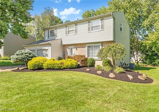 Photo 2 of Sale Pending at 4366 Sunnyview Dr, Uniontown, OH 44685 | MLS# 5239908 | Listing updated on 2026-09-05
