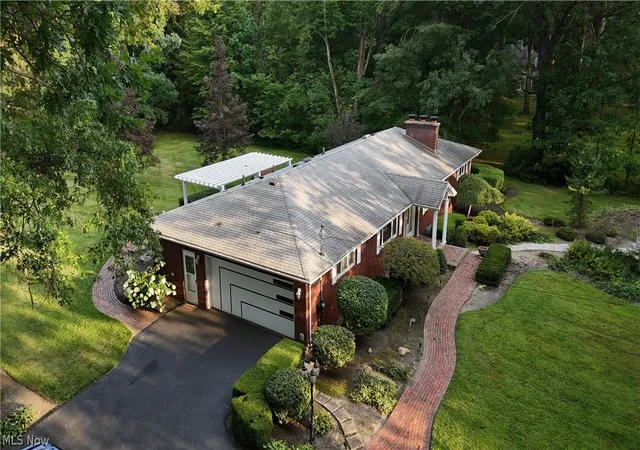 Photo 2 of Single family home for sale at 2657 Miller Graber Rd, Newton Falls, OH 44444 | MLS# 5238561 | Listing updated on 2026-09-19