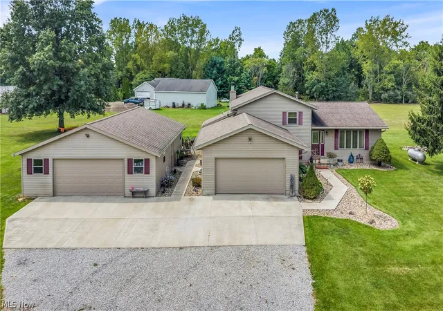 Photo 2 of Sale Pending at 21930 Foster Rd, Wellington, OH 44090 | MLS# 5239901 | Listing updated on 2026-09-13