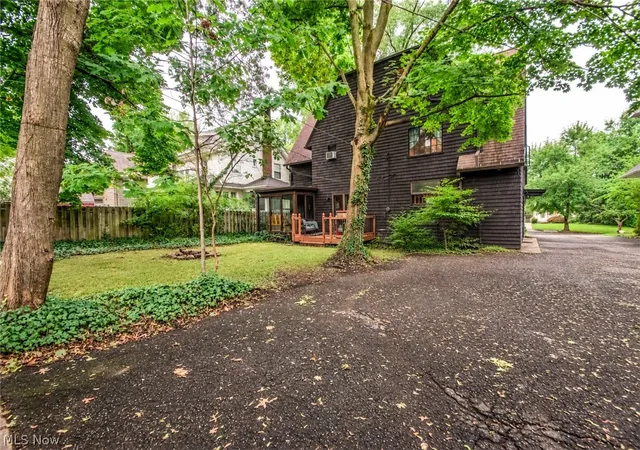Photo 19 of Sale Pending at 2235 Delaware Dr, Cleveland Heights, OH 44106 | MLS# 5235099 | Listing updated on 2026-09-03