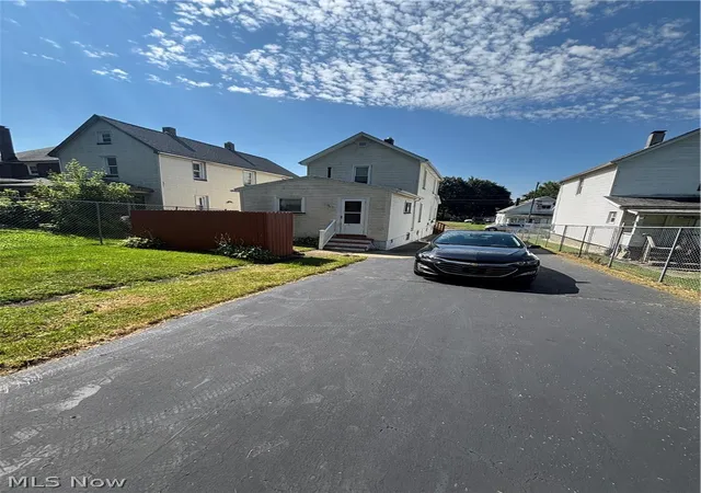 Photo 3 of Sale Pending at 180 Reed Ave, Campbell, OH 44405 | MLS# 5239618 | Listing updated on 2026-09-15