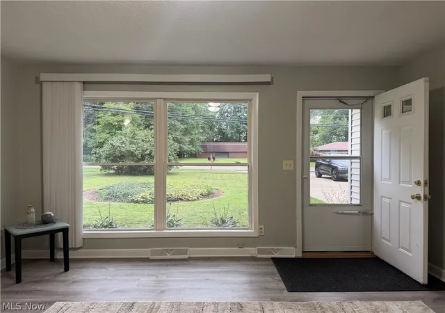 Photo 3 of Sale Pending at 2573 Jaycox Rd, Avon, OH 44011 | MLS# 5240267 | Listing updated on 2026-09-04