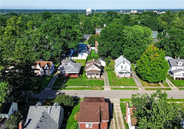 Photo 23 of Single family home for sale at 568 Oak Knoll Ave Se, Warren, OH 44483 | MLS# 5231180 | Listing updated on 2026-09-03