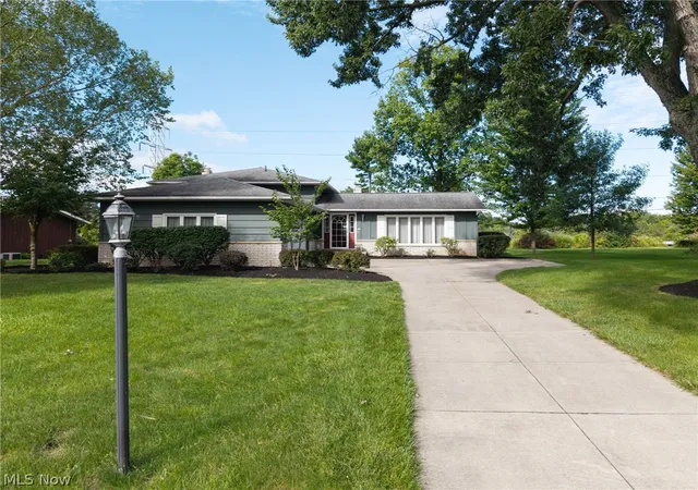 Photo 1 of Sale Pending at 5058 Millwood Dr, Broadview Heights, OH 44147 | MLS# 5238257 | Listing updated on 2026-10-01