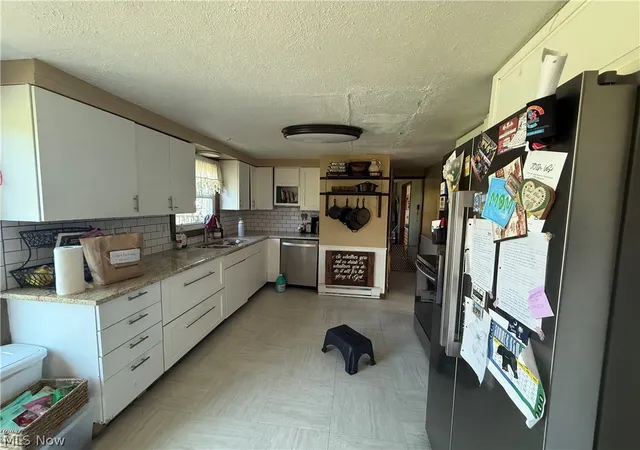Photo 3 of Single family home for sale at 13001 Mason Rd, Vermilion, OH 44089 | MLS# 5240242 | Listing updated on 2026-09-07