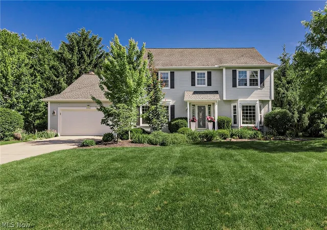 Photo 1 of Sale Pending at 32905 Seneca Dr, Solon, OH 44139 | MLS# 5240281 | Listing updated on 2026-09-02