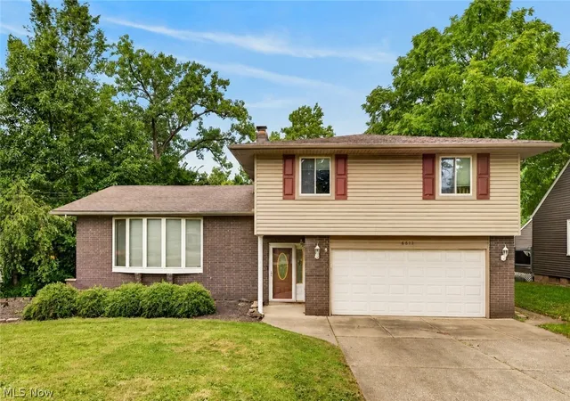 Photo 1 of Single family home for sale at 6613 Brookside Rd, Independence, OH 44131 | MLS# 5239656 | Listing updated on 2026-09-29