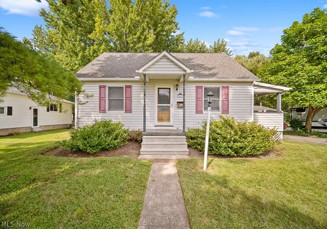 Photo 1 of Sale Pending at 687 Elyria Ave, Amherst, OH 44001 | MLS# 5234116 | Listing updated on 2026-09-08