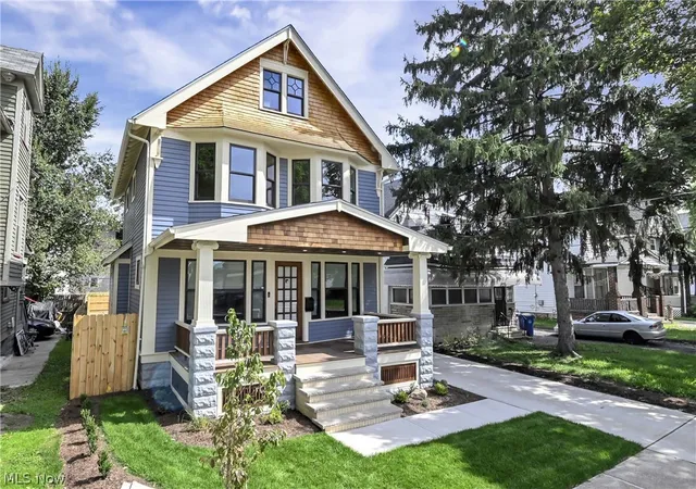 Photo 2 of Single family home for sale at 4114 Archwood Ave, Cleveland, OH 44109 | MLS# 5240160 | Listing updated on 2026-09-09
