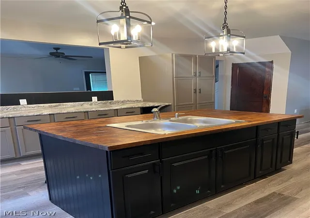 Photo 3 of Single family home for sale at 1201 18Th St Nw, Canton, OH 44703 | MLS# 5240364 | Listing updated on 2026-09-03