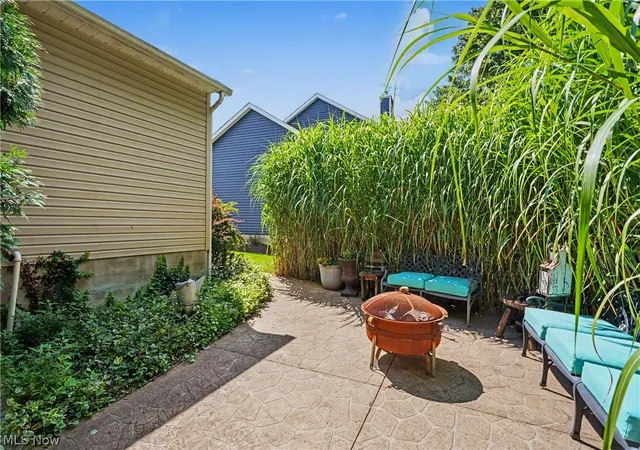 Photo 3 of Sale Pending at 4587 Edgewater, Stow, OH 44224 | MLS# 5214718 | Listing updated on 2026-09-08