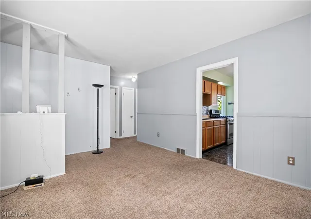 Photo 4 of Single family home for sale at 3403 Wilson St, Lorain, OH 44052 | MLS# 5240177 | Listing updated on 2026-09-28