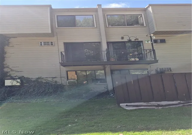 Photo 11 of Sale Pending at 38405 North Lane #E 207, Willoughby, OH 44094 | MLS# 5239786 | Listing updated on 2026-09-11