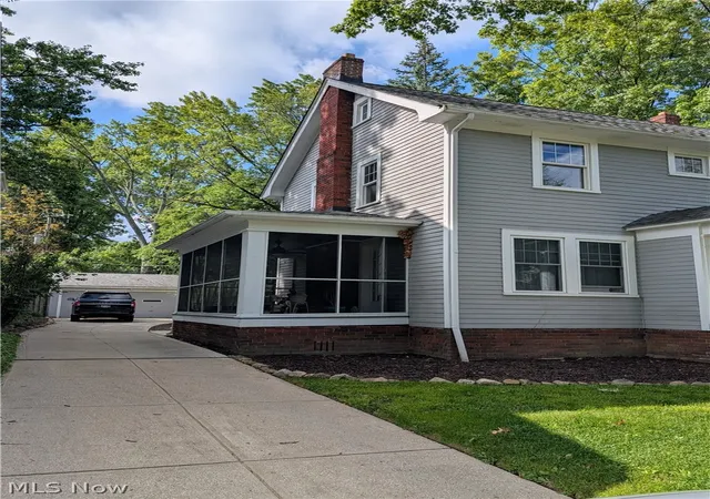 Photo 2 of Single family home for sale at 3100 Corydon Rd, Cleveland Heights, OH 44118 | MLS# 5239589 | Listing updated on 2026-09-09
