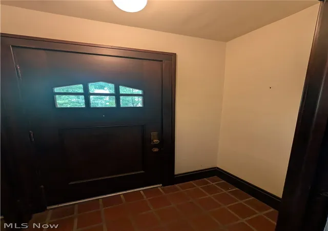 Photo 3 of Single family home for sale at 3100 Corydon Rd, Cleveland Heights, OH 44118 | MLS# 5239589 | Listing updated on 2026-09-09