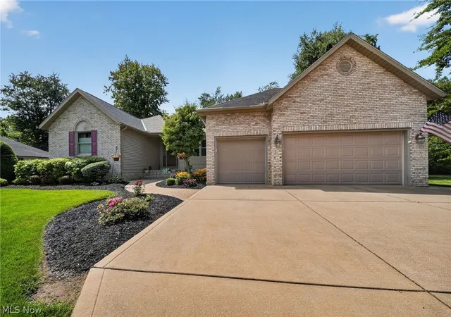 Photo 3 of Single family home for sale at 4419 Stafford Dr, Ashtabula, OH 44004 | MLS# 5236960 | Listing updated on 2026-09-06