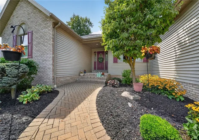 Photo 4 of Single family home for sale at 4419 Stafford Dr, Ashtabula, OH 44004 | MLS# 5236960 | Listing updated on 2026-09-06