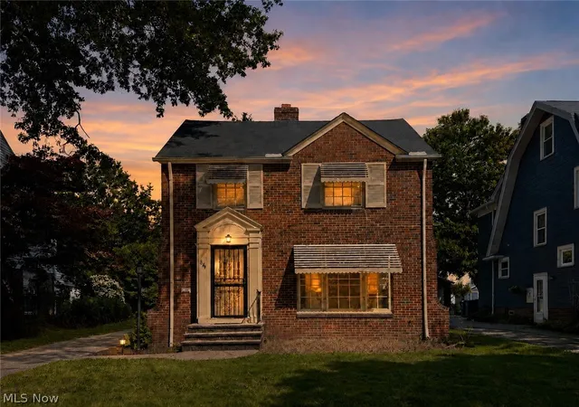 Photo 50 of Sale Pending at 869 Cambridge Rd, Cleveland Heights, OH 44121 | MLS# 5235025 | Listing updated on 2026-09-08