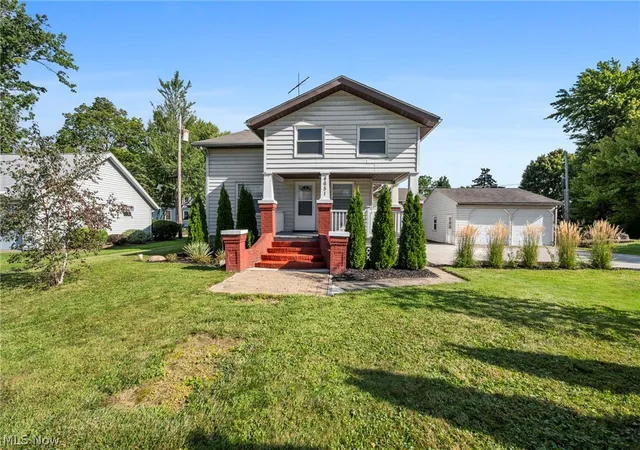 Photo 39 of Single family home for sale at 4651 E Lake Rd, Sheffield Lake, OH 44054 | MLS# 5238735 | Listing updated on 2026-09-29