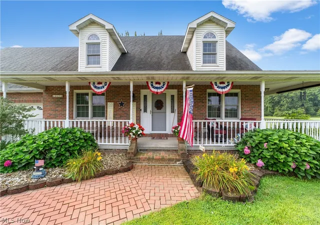Photo 3 of Sale Pending at 42479 Adelbert St, Elyria, OH 44035 | MLS# 5239423 | Listing updated on 2026-09-25
