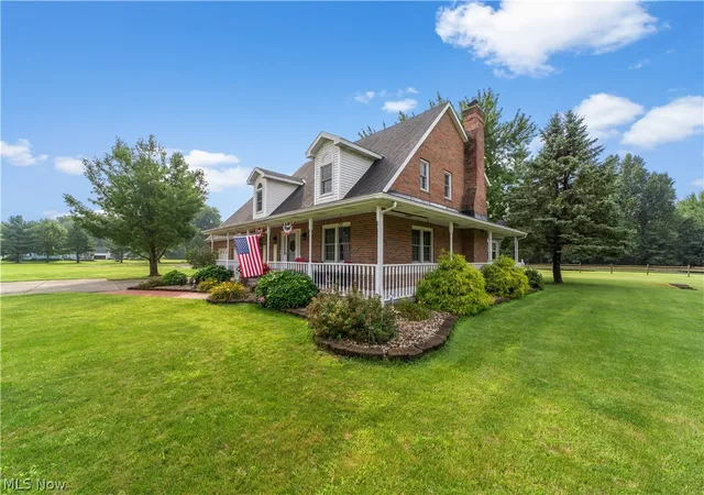 Photo 3 of Sale Pending at 42479 Adelbert St, Elyria, OH 44035 | MLS# 5239423 | Listing updated on 2026-09-25