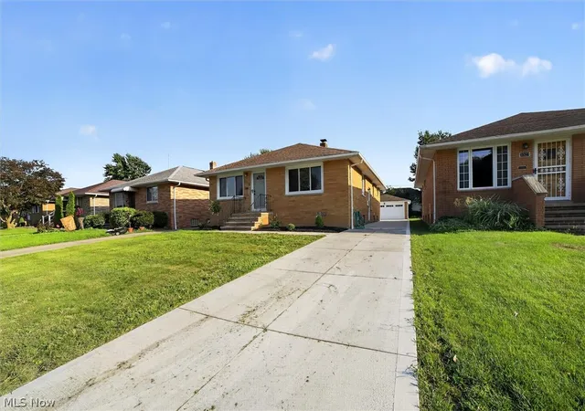 Photo 3 of Sale Pending at 3319 Norris Ave, Parma, OH 44134 | MLS# 5240357 | Listing updated on 2026-09-15