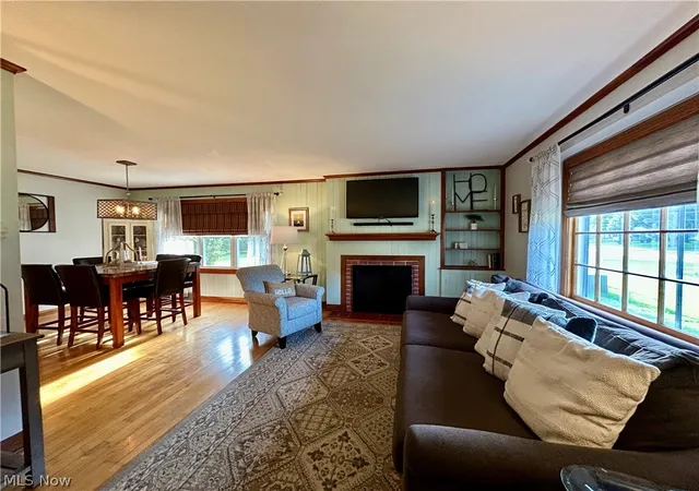 Photo 3 of Single family home for sale at 4287 Woodleigh Ln, Austintown, OH 44511 | MLS# 5240438 | Listing updated on 2026-09-10