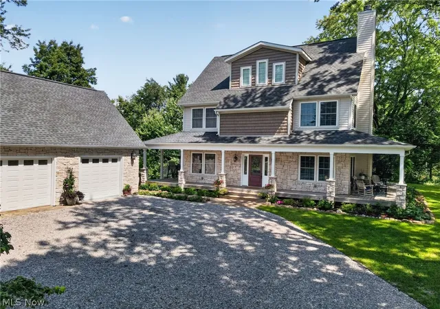 Photo 3 of Single family home for sale at 2099 S Ridge Rd E, Ashtabula, OH 44004 | MLS# 5240087 | Listing updated on 2026-09-29