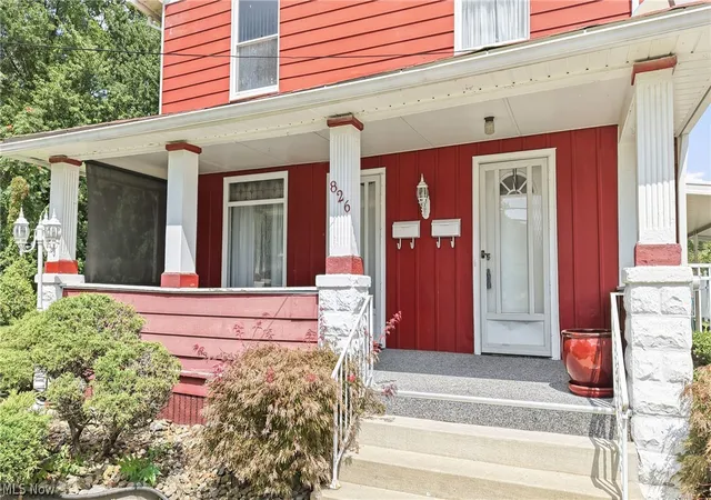 Listing Photo 4 - Condo for sale in building located at 826 Parkwood Ave, Youngstown, OH 44502 - Unit #1 & 2