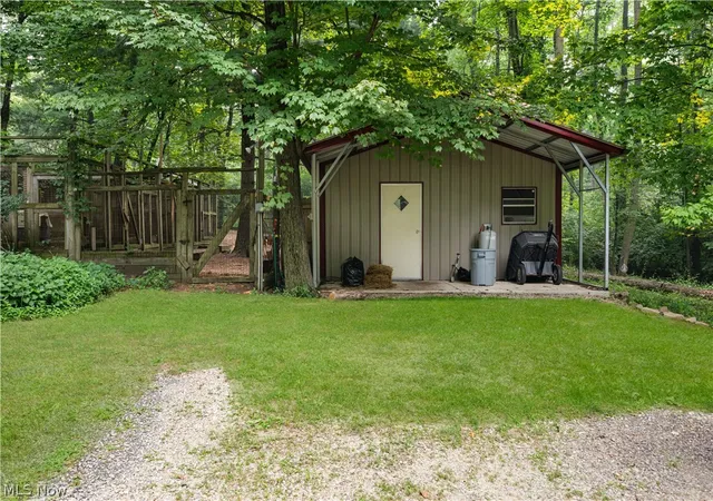 Photo 4 of Single family home for sale at 14953 Doylestown Rd, Doylestown, OH 44230 | MLS# 5234915 | Listing updated on 2026-09-08