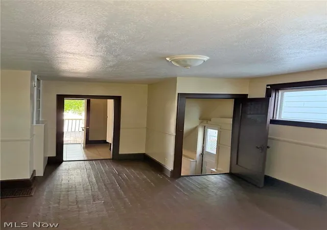 Photo 8 of Single family home for sale at 140 4Th St Ne, New Philadelphia, OH 44663 | MLS# 5240554 | Listing updated on 2026-10-05