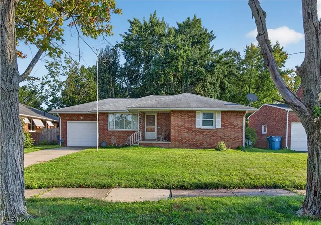 Photo 2 of Sale Pending at 2540 E 35th St, Lorain, OH 44055 | MLS# 5240335 | Listing updated on 2026-09-05