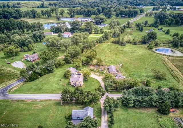 Photo 3 of Sale Pending at 3746 Mcclintocksburg Rd, Diamond, OH 44412 | MLS# 5240384 | Listing updated on 2026-09-05