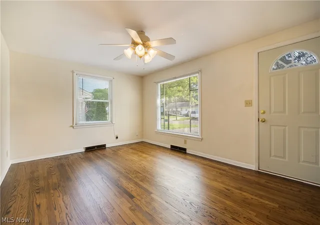 Photo 2 of Sale Pending at 251 Bonnieview Ave, Alliance, OH 44601 | MLS# 5239325 | Listing updated on 2026-09-12