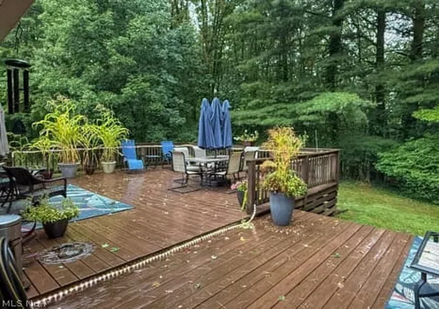 Photo 3 of Sale Pending at 526 Wolf Ave, Wadsworth, OH 44281 | MLS# 5240616 | Listing updated on 2026-09-14