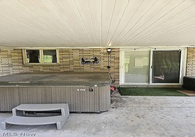 Photo 2 of Single family home for sale at 608 E Fernwood Dr, Toronto, OH 43964 | MLS# 5240618 | Listing updated on 2026-10-04