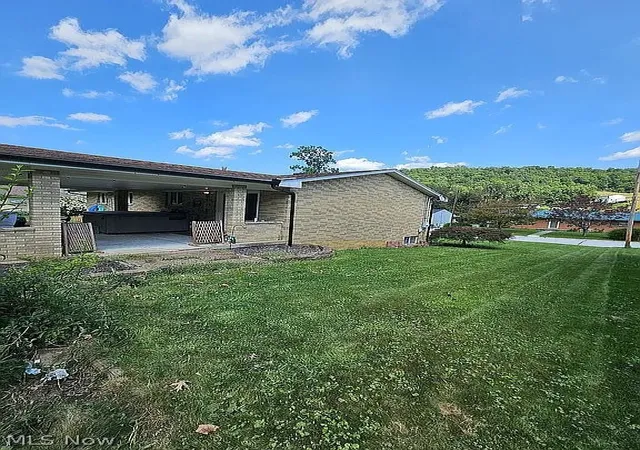 Photo 3 of Single family home for sale at 608 E Fernwood Dr, Toronto, OH 43964 | MLS# 5240618 | Listing updated on 2026-10-04