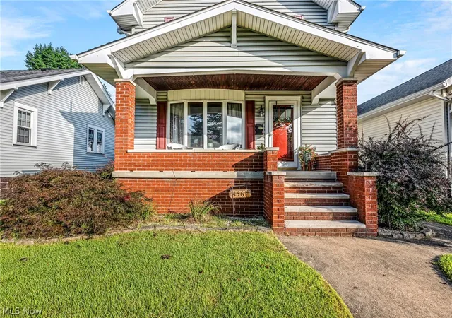 Photo 2 of Sale Pending at 4561 Lincoln Ave, Shadyside, OH 43947 | MLS# 5238368 | Listing updated on 2026-09-10