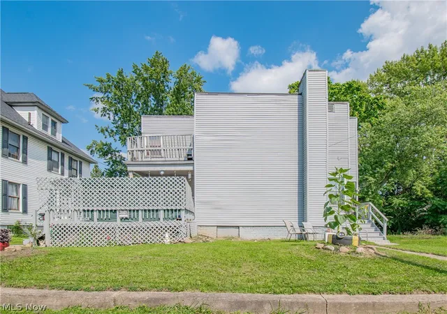 Photo 2 of House for sale at 1532 Woodland Ave Nw, Canton, OH 44703 | MLS# 5240430 | Listing updated on 2026-09-11